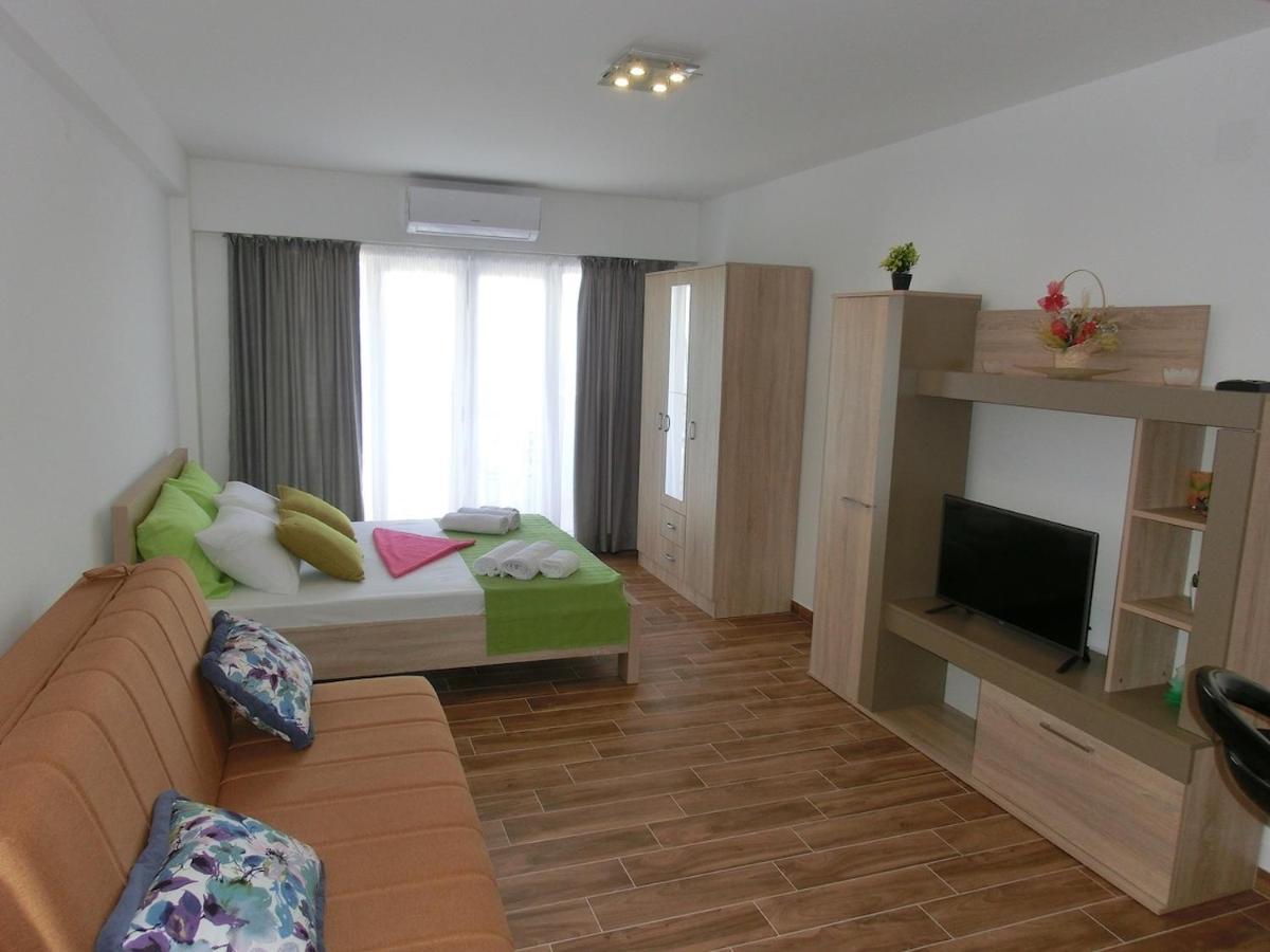 Villa Slovenika Будва Екстериор снимка